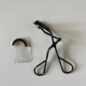 Shiseido eyelash curler